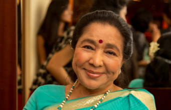 সংগীত দুনিয়ায় শোকের ছায়া! প্রয়াত হলেন কিংবদন্তি শিল্পী আশা ভোঁসলে