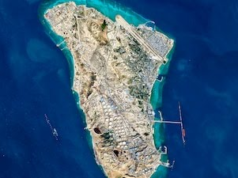 মধ্য ইরানের খার্গ দ্বীপে বিস্ফোরণ – সেতুতে আঘাত!